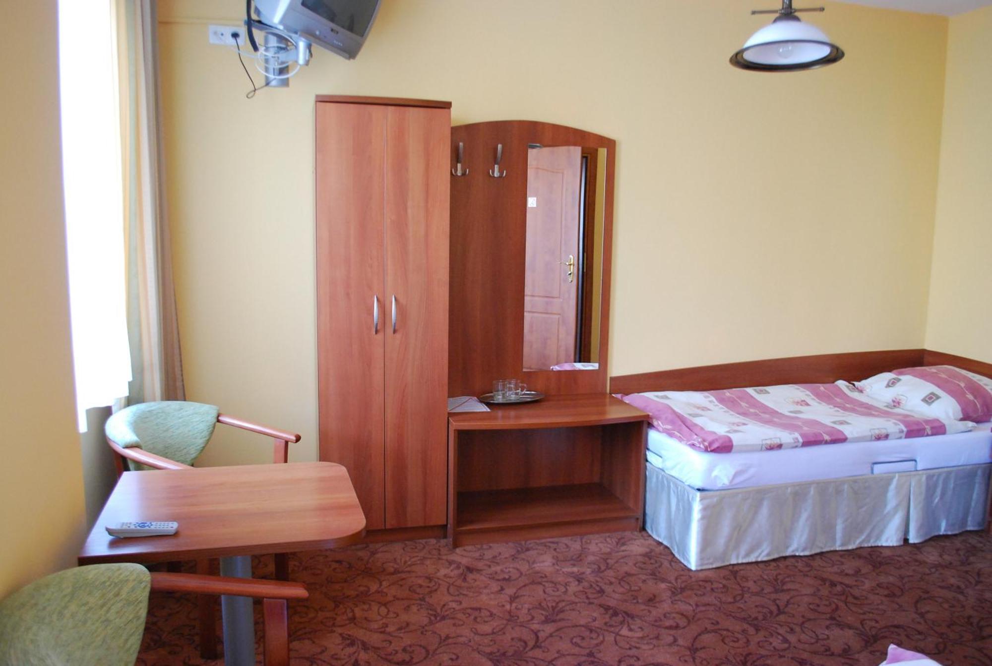סלוביצה Hotel Anka מראה חיצוני תמונה