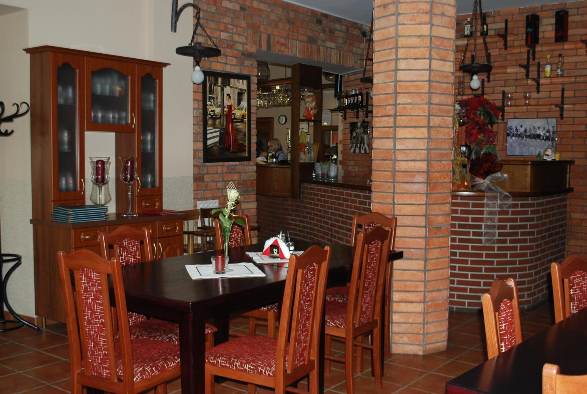 סלוביצה Hotel Anka מראה חיצוני תמונה